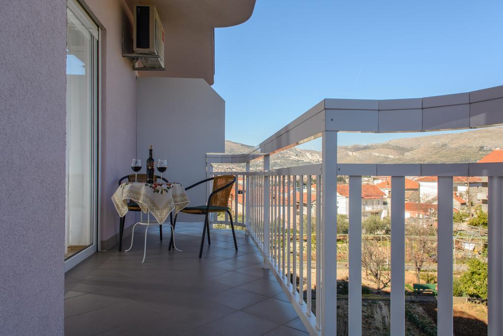 Apartments Mijo Trogir Quarto foto