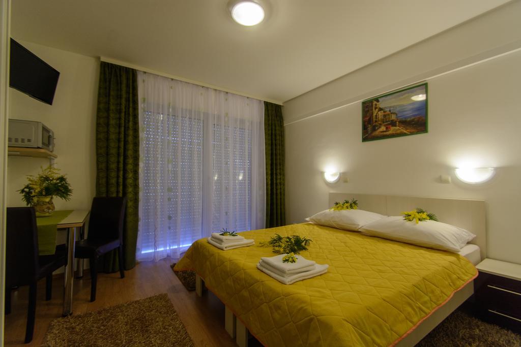 Apartments Mijo Trogir Quarto foto