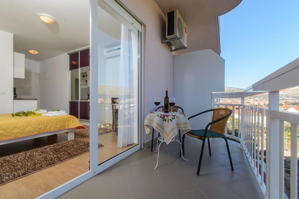 Apartments Mijo Trogir Quarto foto