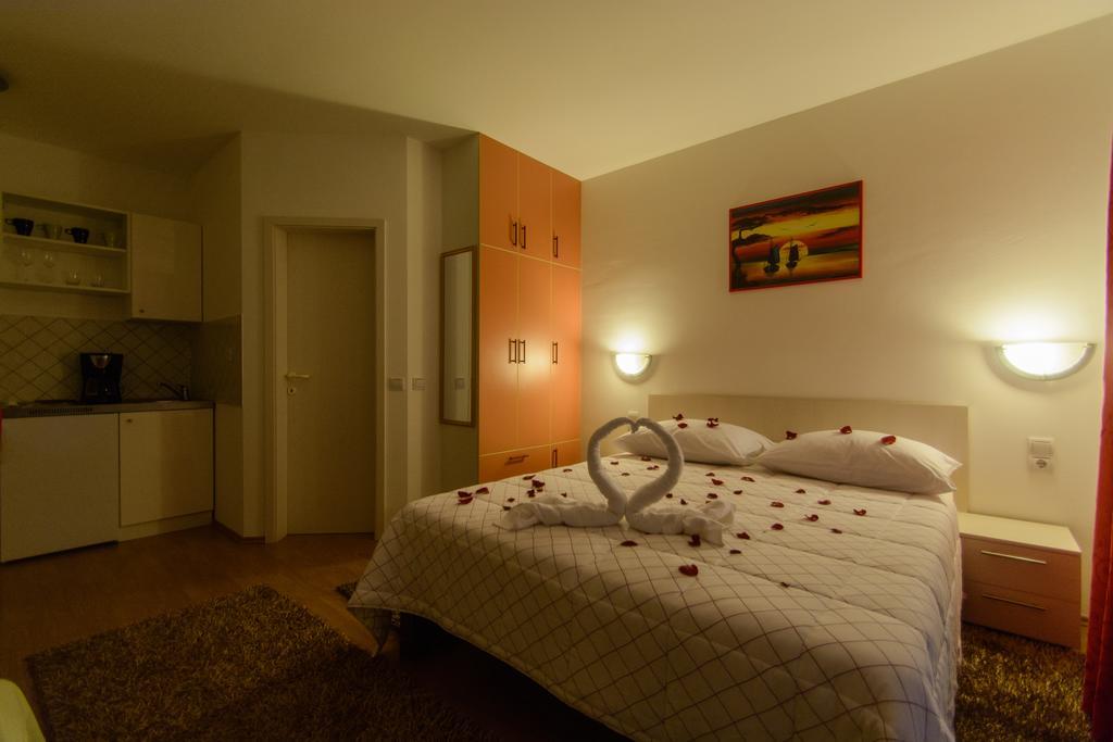 Apartments Mijo Trogir Quarto foto