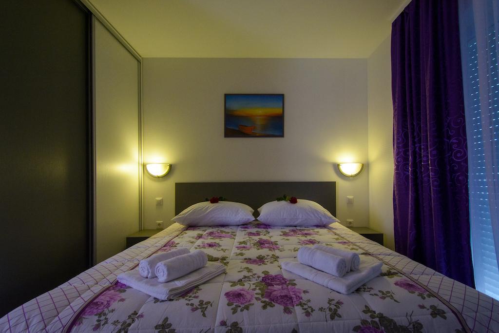 Apartments Mijo Trogir Quarto foto